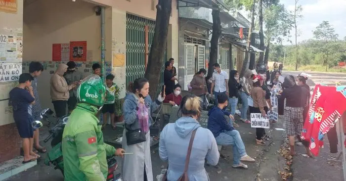 Chủ hụi biệt tăm khiến hàng chục người kéo đến đòi tiền tại TPHCM