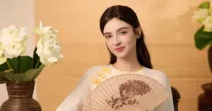 Cô gái Nga ở Việt Nam và điều bất ngờ níu chân cô gái xinh đẹp