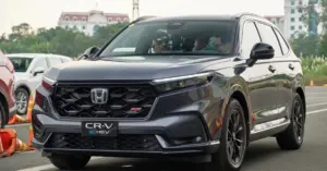 Honda CR-V e:HEV RS khan hàng và tăng giá mạnh