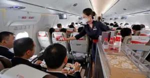 Hàng không Trung Quốc chật vật trước sức ép cạnh tranh