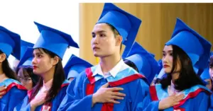 Đào tạo bác sĩ, luật sư: Nên tách bạch học và hành nghề