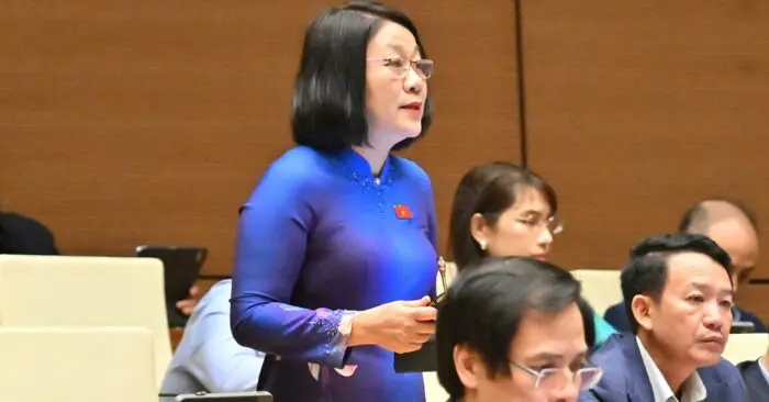 Miễn phí sách giáo khoa: Quốc hội đề xuất từ năm học 2026-2027