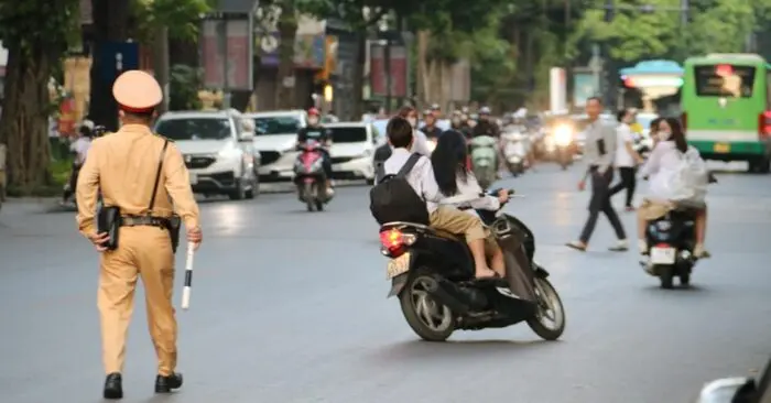 xử lý học sinh vi phạm giao thông