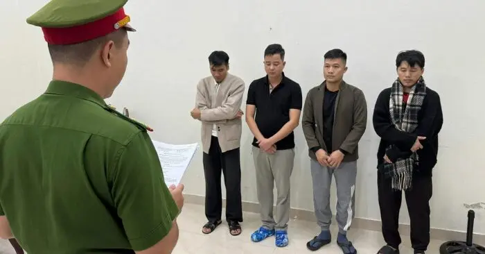 Chiếm đoạt tiền qua dự án tiền ảo TOSI