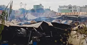 Cháy nhà xưởng ở TPHCM thiêu rụi nhiều tài sản