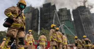 Chung cư Hong Kong cháy sau nhiều cảnh báo an toàn