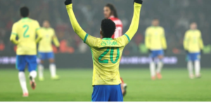 Tài năng 18 tuổi giải cứu Brazil