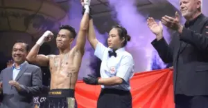Văn Thảo hạ knock-out võ sĩ Thái Lan