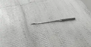 bé 11 tuổi suýt thủng ruột