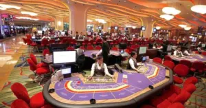 Người Việt Nam vào chơi casino