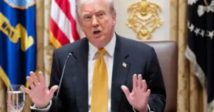 Xung đột Ukraine: Tổng thống Trump dự báo sớm kết thúc