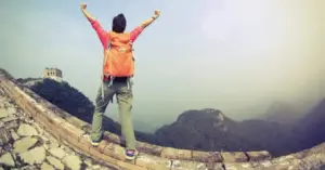 Nổi loạn tuổi trung niên và vai trò giáo dục đúng thời điểm