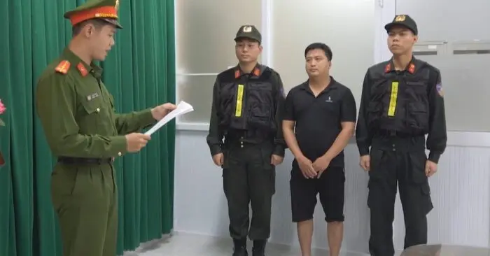 Tiểu thương ngỡ ngàng khi được mời mua thịt bò giả