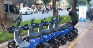 Xe đạp điện công cộng thay đổi đi lại của người Hà Nội