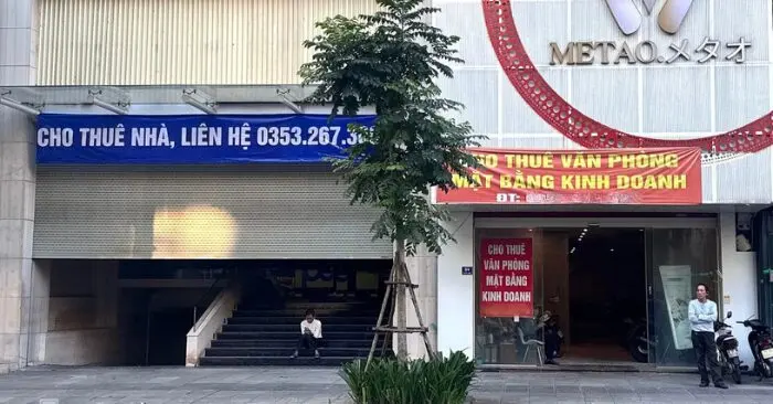 Làn sóng trả mặt bằng cuối năm lan rộng