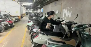 Chung cư Hà Nội cấm xe điện gây tranh cãi