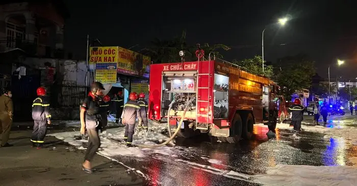 Quán sinh tố TPHCM phát nổ chủ quán tử vong
