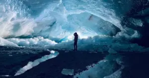 : Hàng nghìn sông băng biến mất mỗi năm