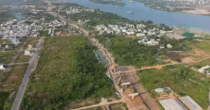 Đất nền giữ giá cao