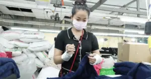 Doanh -nghiệp- cho- nghỉ- Tết -13 ngày-