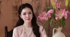 Mỹ nhân mới xuất hiện trên phim giờ vàng VTV nhanh chóng thu hút hàng triệu lượt xem, trở thành điểm nhấn đáng chú ý của phim truyền hình Việt.