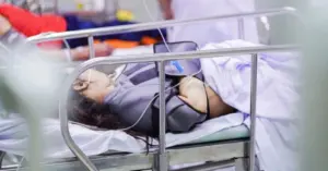 Cháy quán ăn ở TPHCM: Hai cô gái nhảy lầu thoát nạn