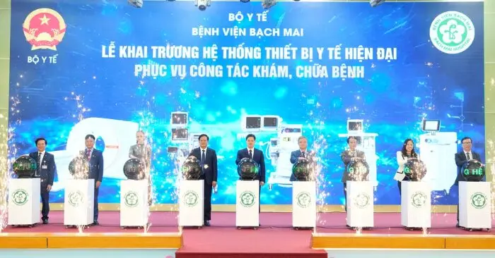 Bệnh viện Bạch Mai 1.500 thiết bị y tế