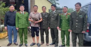 Người dân bắt được gà lôi trắng