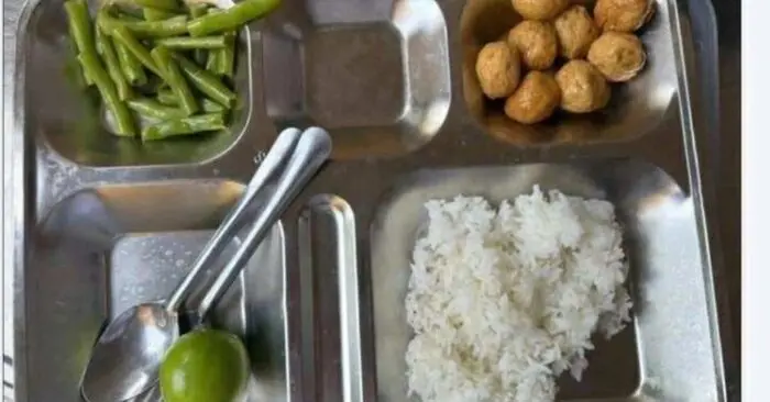 Suất ăn bán trú 40.000 đồng