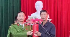 Súng săn bẫy chim đổi bình chữa cháy