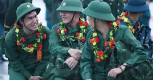 gãy 4 răng