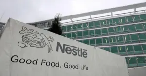 Nguồn cơn đợt thu hồi sữa Nestlé lớn nhất lịch sử