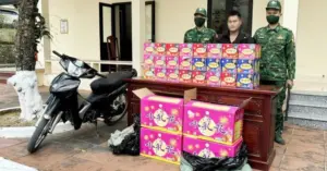 Bắt giữ đối tượng vận chuyển 67kg pháo hoa nổ
