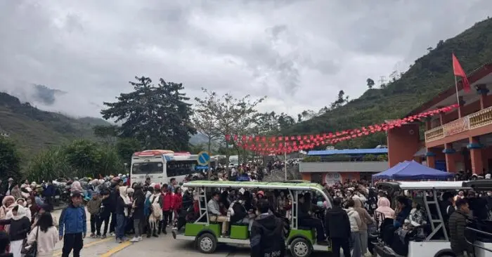 Hà Giang “thất thủ”, khách bỏ cuộc giữa chừng