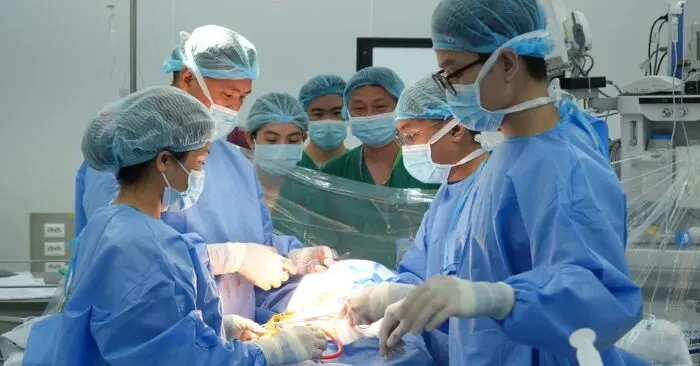 Chàng trai được ghép thận đầu tiên ở Bệnh viện Quân y 175