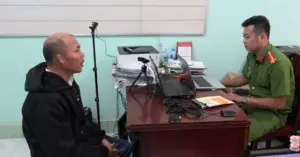 Khởi tố tài xế xe khách