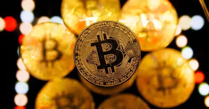 Bitcoin đánh bại vàng năm 2026