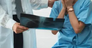 Suýt mất phổi vì chẩn đoán nhầm ung thư: suýt bị mổ oan