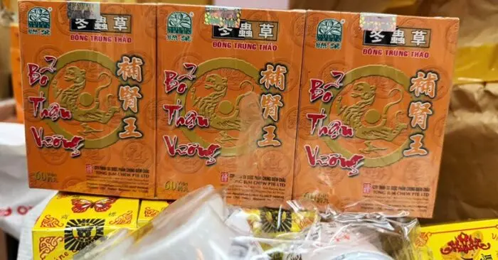 Đông dược giả gắn mác Singapore bị triệt phá