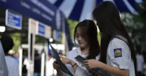 Tuyển sinh Đại học 2026: Thí sinh mắc kẹt giữa quy định