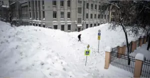 Tuyết rơi kỷ lục tại Moscow