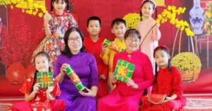 Lịch nghỉ Tết Bính Ngọ: 10 tỉnh, thành công bố cho học sinh