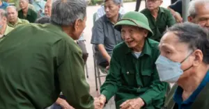 Trợ cấp hưu trí xã hội: Người có công có được hưởng?