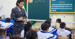 Nghịch lý giáo viên hợp đồng lâu năm vẫn ngoài biên chế