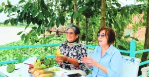Kiều bào về nước và sự chọn lựa sống giữa hai thế giới