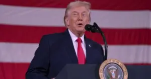 Trump thăm Venezuela