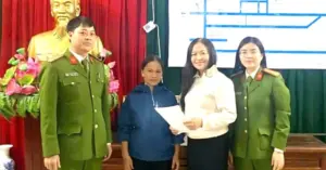 Chuyển khoản nhầm 100 triệu