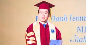 Huân chương Cành cọ Hàn lâm: Pháp vinh danh giáo sư luật