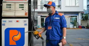 Giá xăng dầu tăng mạnh,