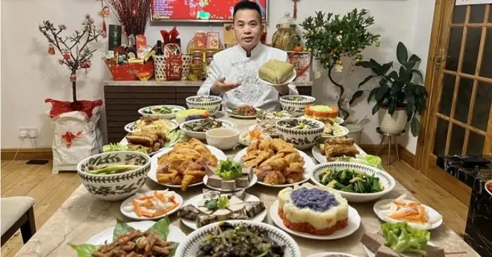bánh chưng giò chả Việt tại Anh